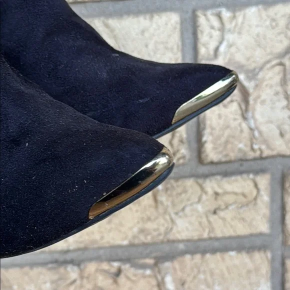 Elegant Black Suede Ankle Boots just Fab Size 6 - Picture 9 of 9